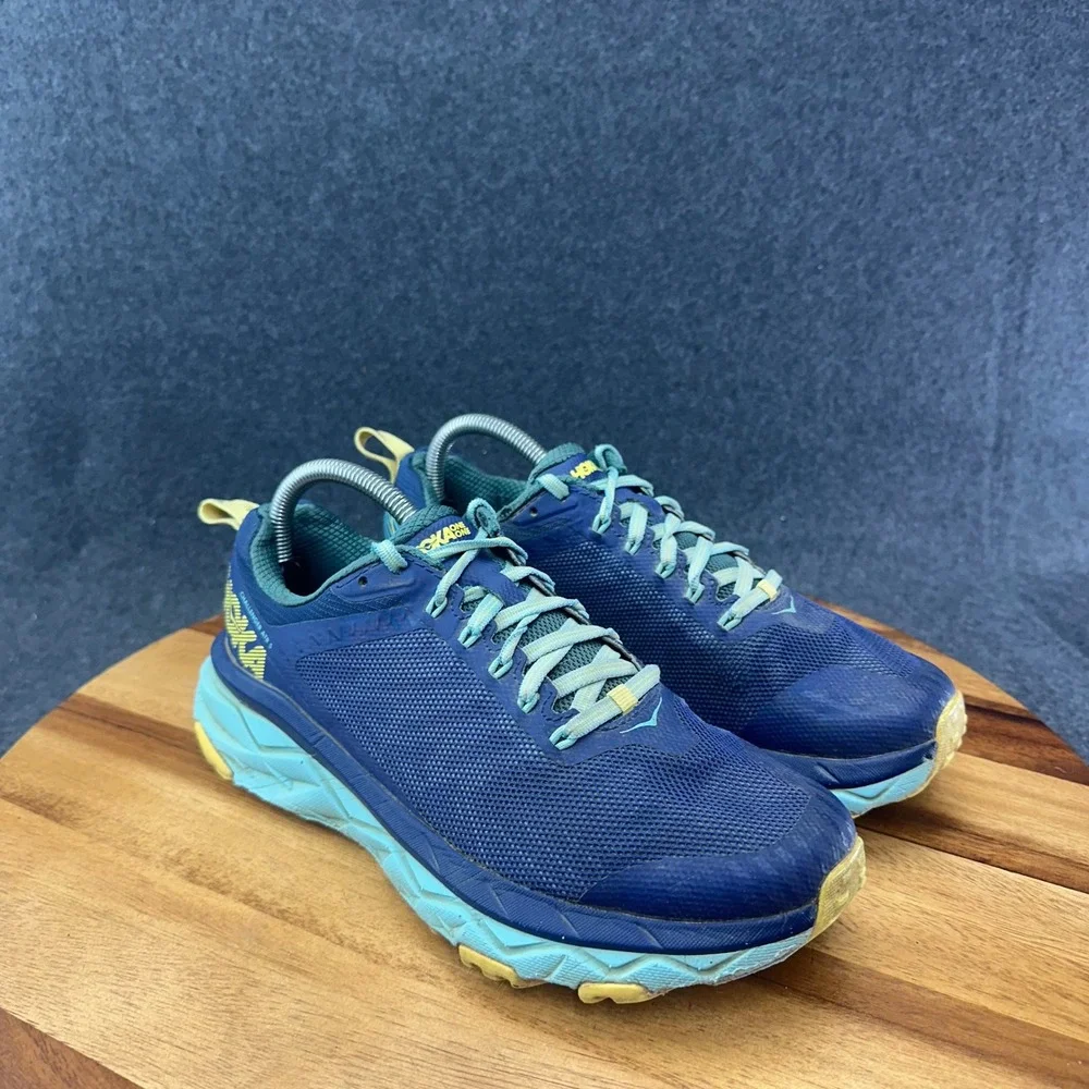 Hoka One One hoka one
